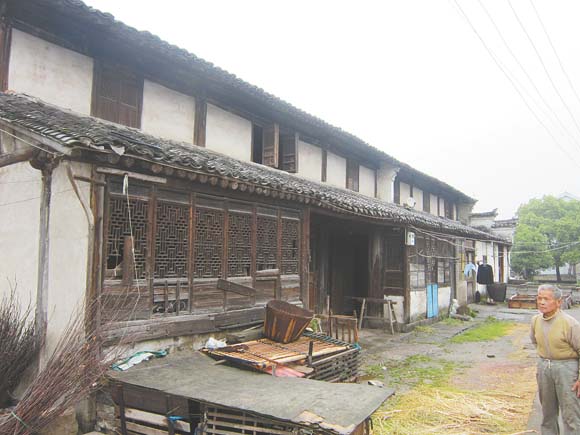 老屋的人口_农村老屋(3)
