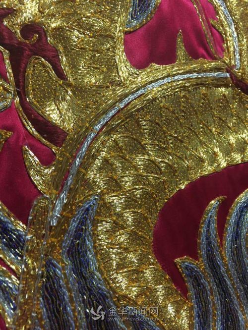 龙袍游玩攻略，龙袍游玩攻略大全