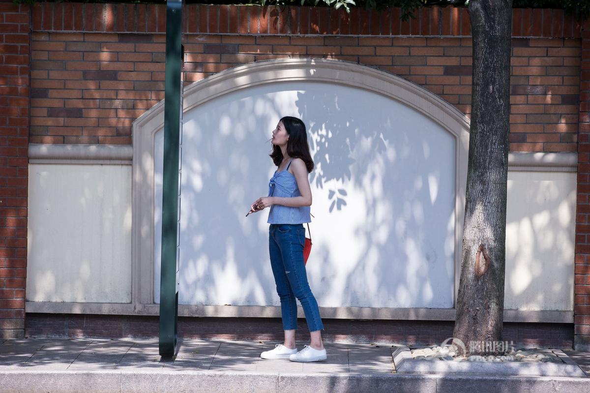 90后女大学生做奇葩兼职月入过万--慈溪新闻网