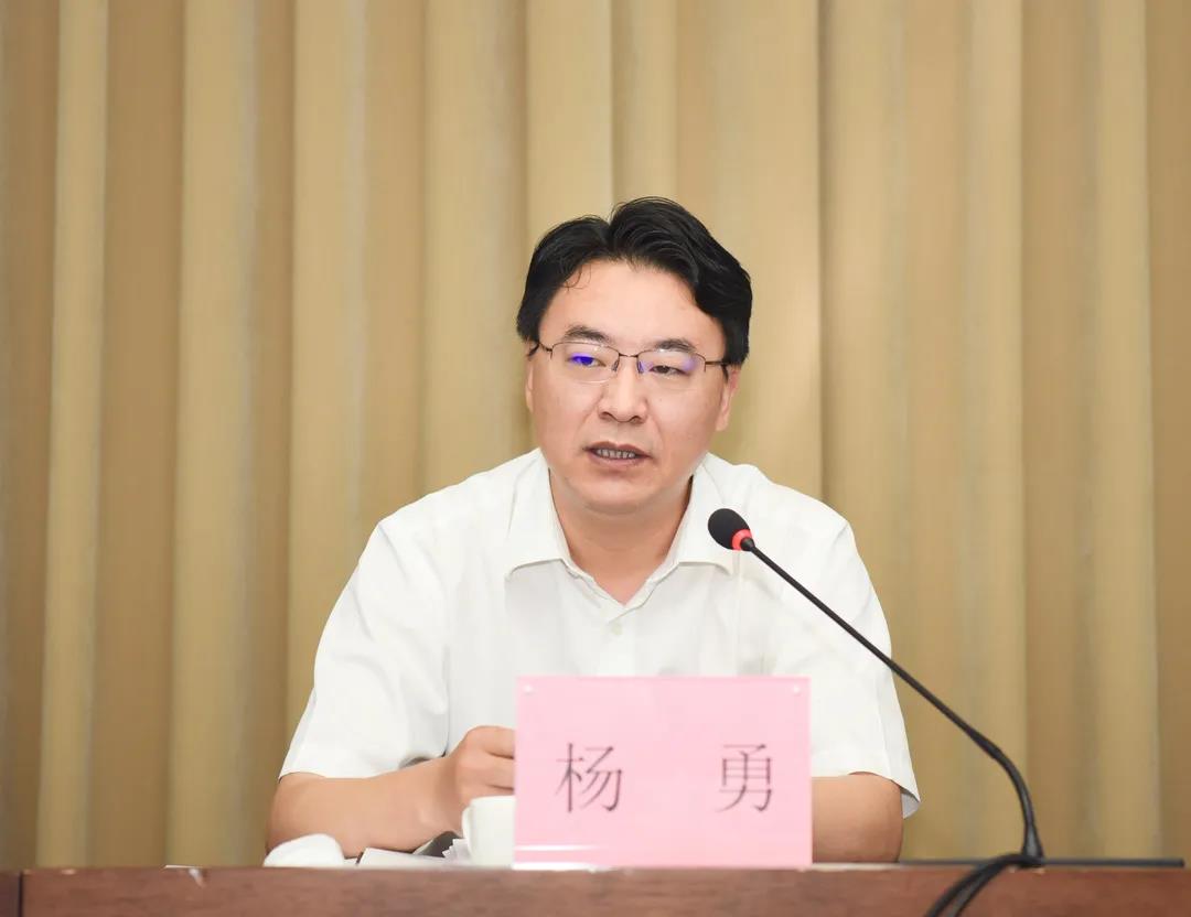 专题协商"加快推进慈溪市 外联内畅大交通格局建设"问题