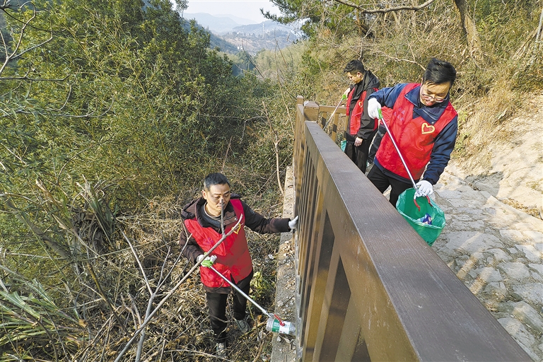 �ػ���ˮ��ɽ