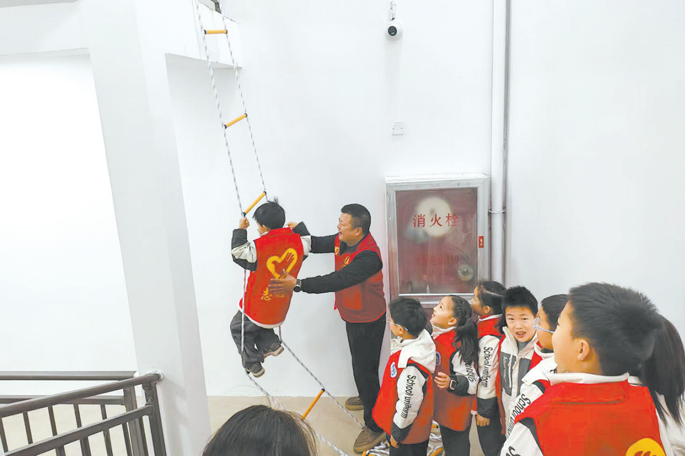 �����һ�� ѧ��ѧ�Ծ�